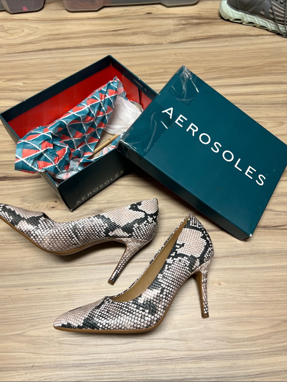 AEROSOLES Pink and Black Snake-Print Pointed Toe Stilettos